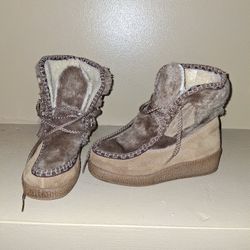 Winter Boots Very Warm