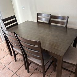 Dinning Table Se / Comedor 