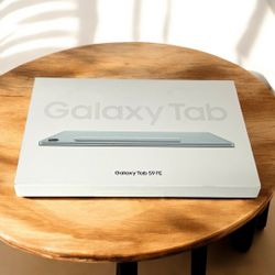 Samsung Galaxy Tab S9 FE 10.9” 128GB Wi-Fi Tablet – Brand New & Sealed (Model SM-X510)