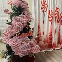 Candy Cane Lane Christmas Decorations 