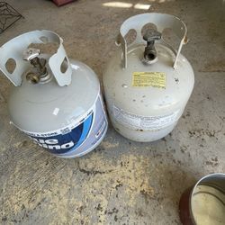 2 Propane Tank Empty $30 Each Or 2 For 60