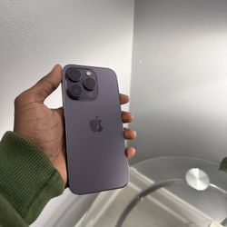 iPhone 14 Pro Unlocked