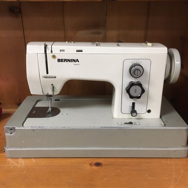 Bernina 840 Sewing Machine Switzerland for Sale in Irvine, CA OfferUp