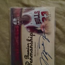 Michael Jordan Autograph Lot (3cards)