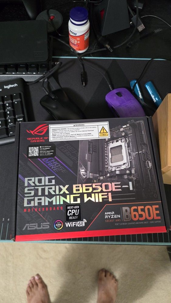 Asus B650E-I With Samsung 990 PRO 4tb