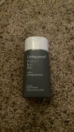 Living Proof Perfect Hair Day 5-in-1 Styling Treatment