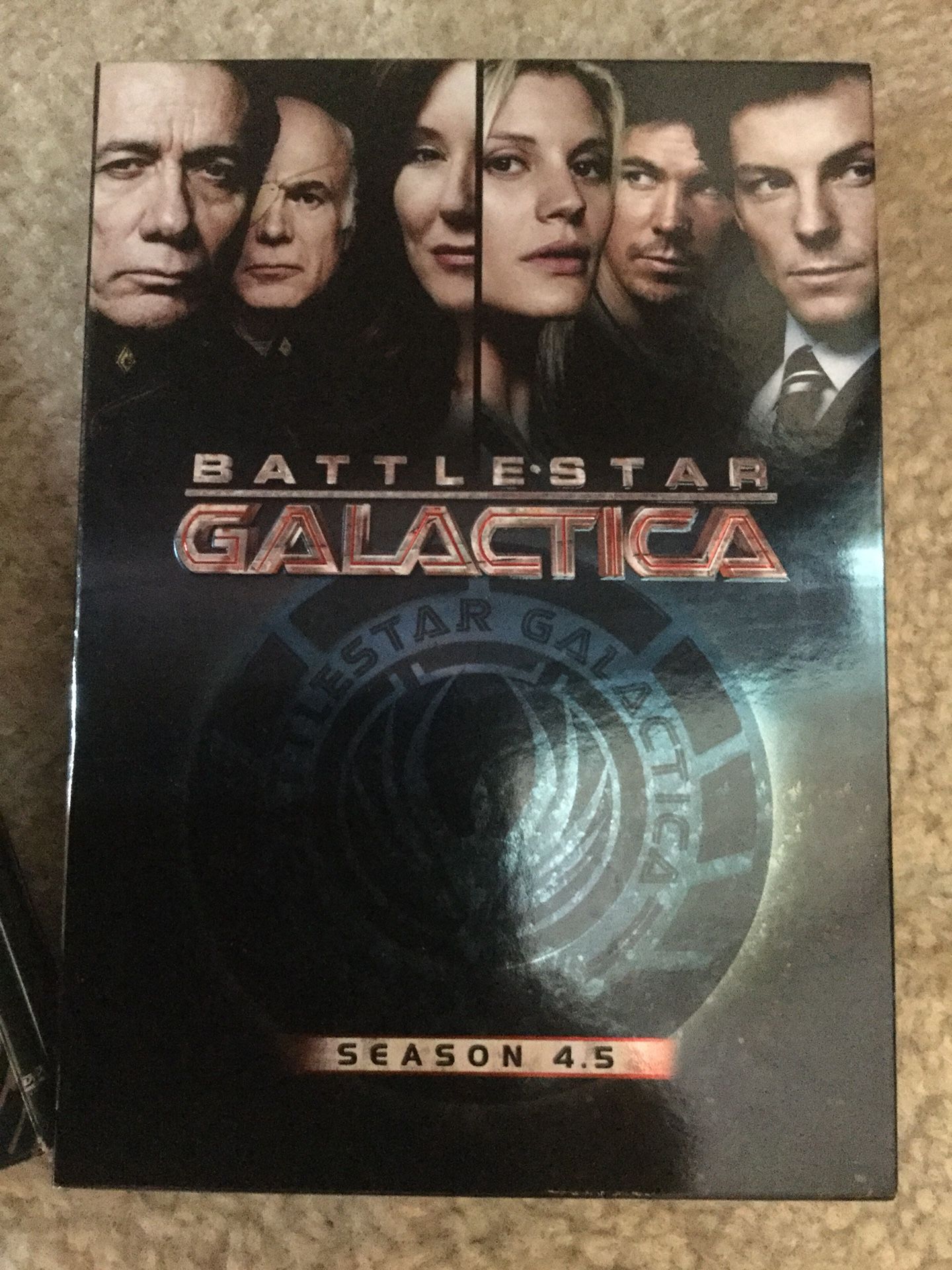 I have the complete Seasons for Battlestar Galactica from Season 1 -Season 4.5 😎👍🍿. 📀📀📀📀📀 🎥