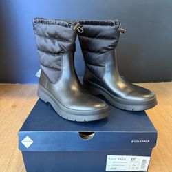 Cole Haan Women Size 7.5 Boots Black Waterproof Quilted Puffer Pinch Shoes  Bran﻿﻿d new in box  Mid Calf Boots / Shoes ﻿﻿Waterproof ﻿﻿Nylon Quilted Pu