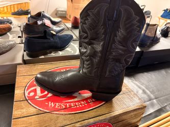 Men’s dress shoes