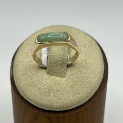 14k Yellow Gold And Jade Ring