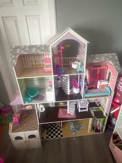 Doll house
