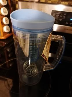 Brand new water bottle with infuser 9.5 inch