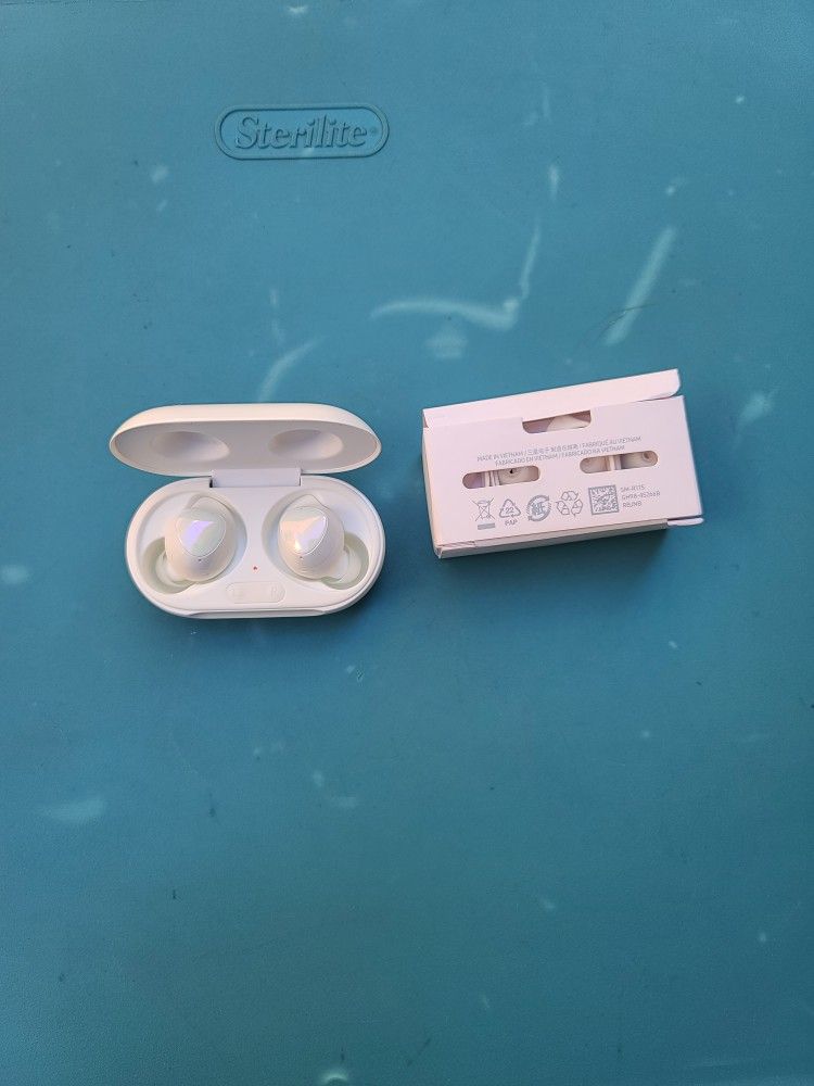 samsung sound by akg Bluetooth Wireless