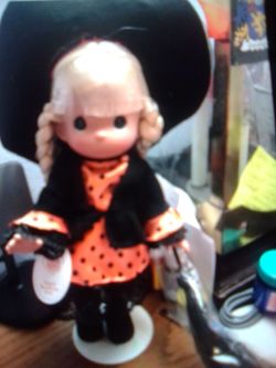 Mouseketeer blonde Disney PM doll