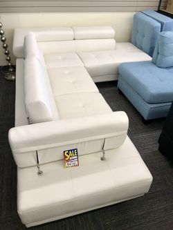 New, Never Used Off-White Sectional. Retails $1199. Financing Available