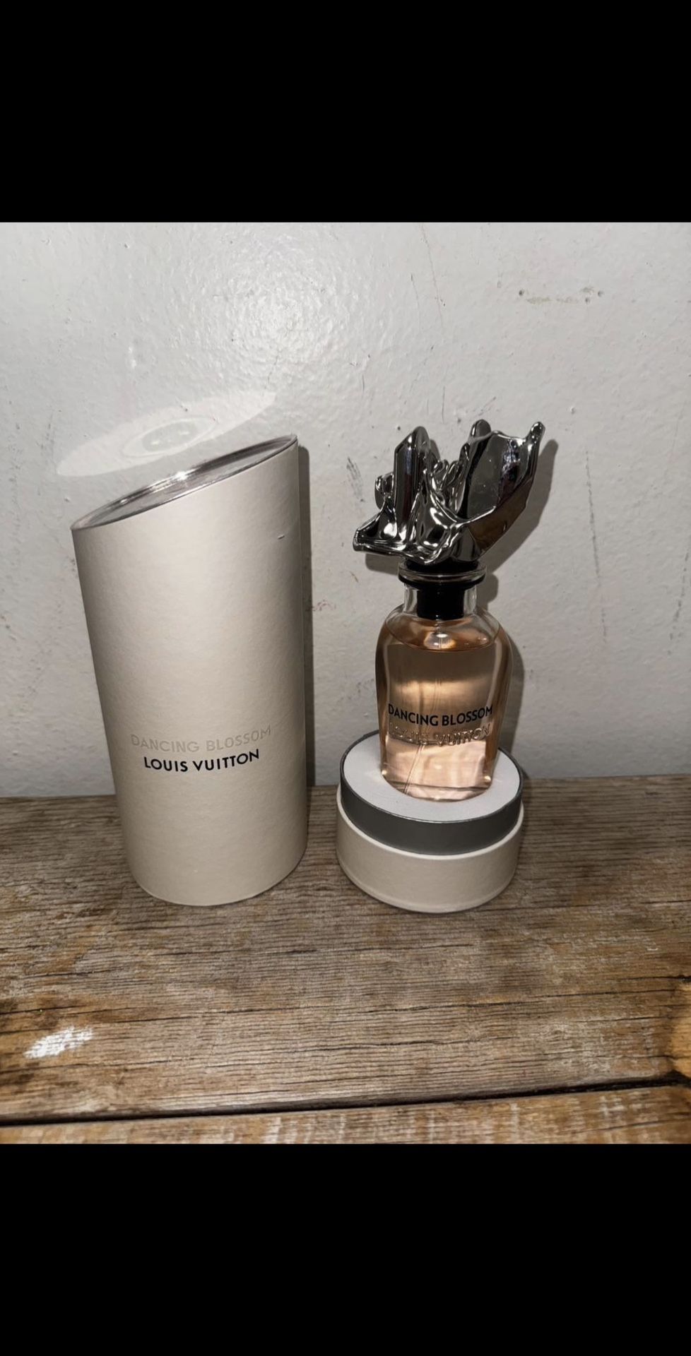 ⭐︎yuria⭐︎さま専用　ルイヴィトン　ダンシングブロッサム　100ml送料込み ⭐︎yuria⭐︎さま専用 ルイヴィトン ダンシングブロッサム 100ml送料