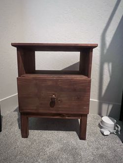 2 Nightstands set