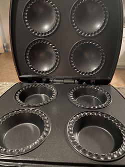 Mini Pie Maker NEW $10