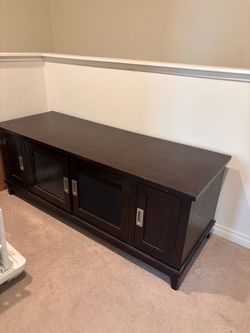 Solid wood tv stand 62”