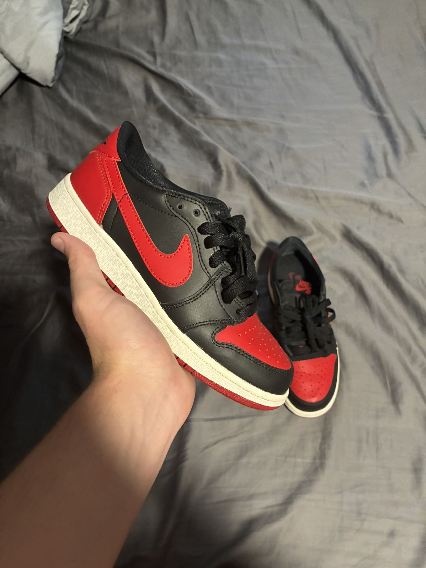 Jordan one low bread, GS size 4Y