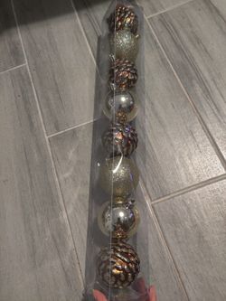 Set Of 8 Ornaments