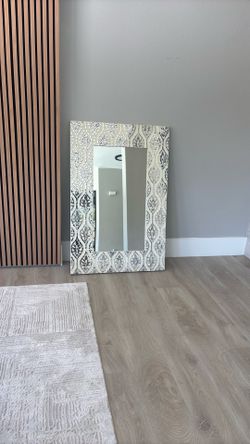 Gorgous mirror 58x48
