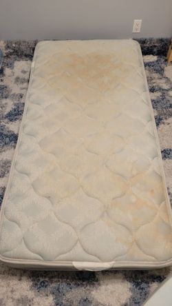 Twin mattress