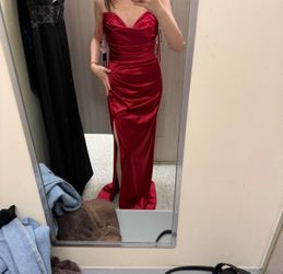 Red formal dress ( size 3)