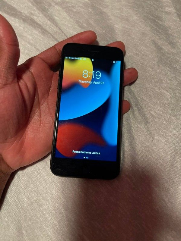 iPhone 7 32Gb Unlocked Excellent Condition like new