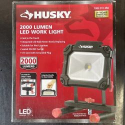 Husky 2000-Lumen Portable LED Work Light - New