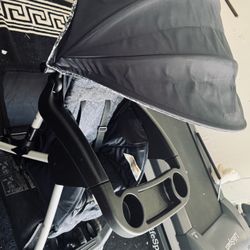 Baby stroller 