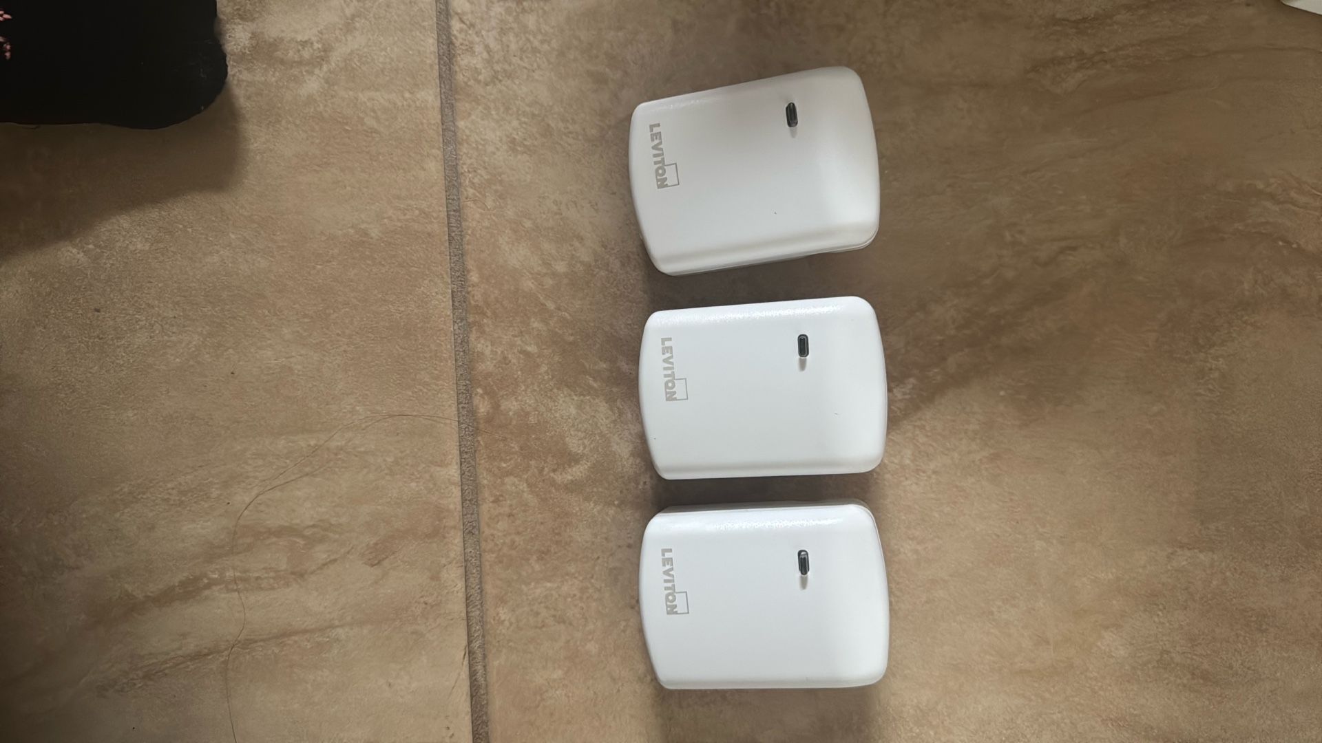 Leviton Decora Smart Plug-In Dimmer with Z-Wave Technology, White DZPD3