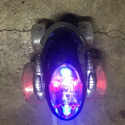 Light up toy. Delivery Extra