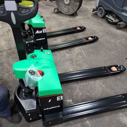 New Pallet Jack