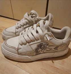 Derschutze Astro Chunky sneakers size 9.5