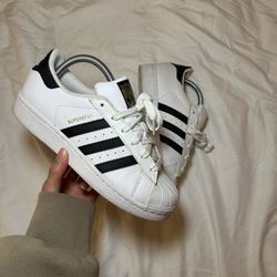 Adidas Superstar White/Black Size 6y