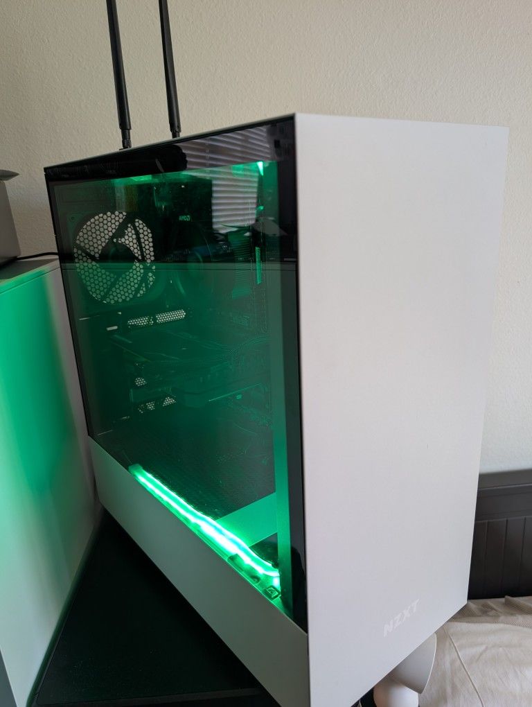 Custom Pre built Gaming Desktop Clean looking