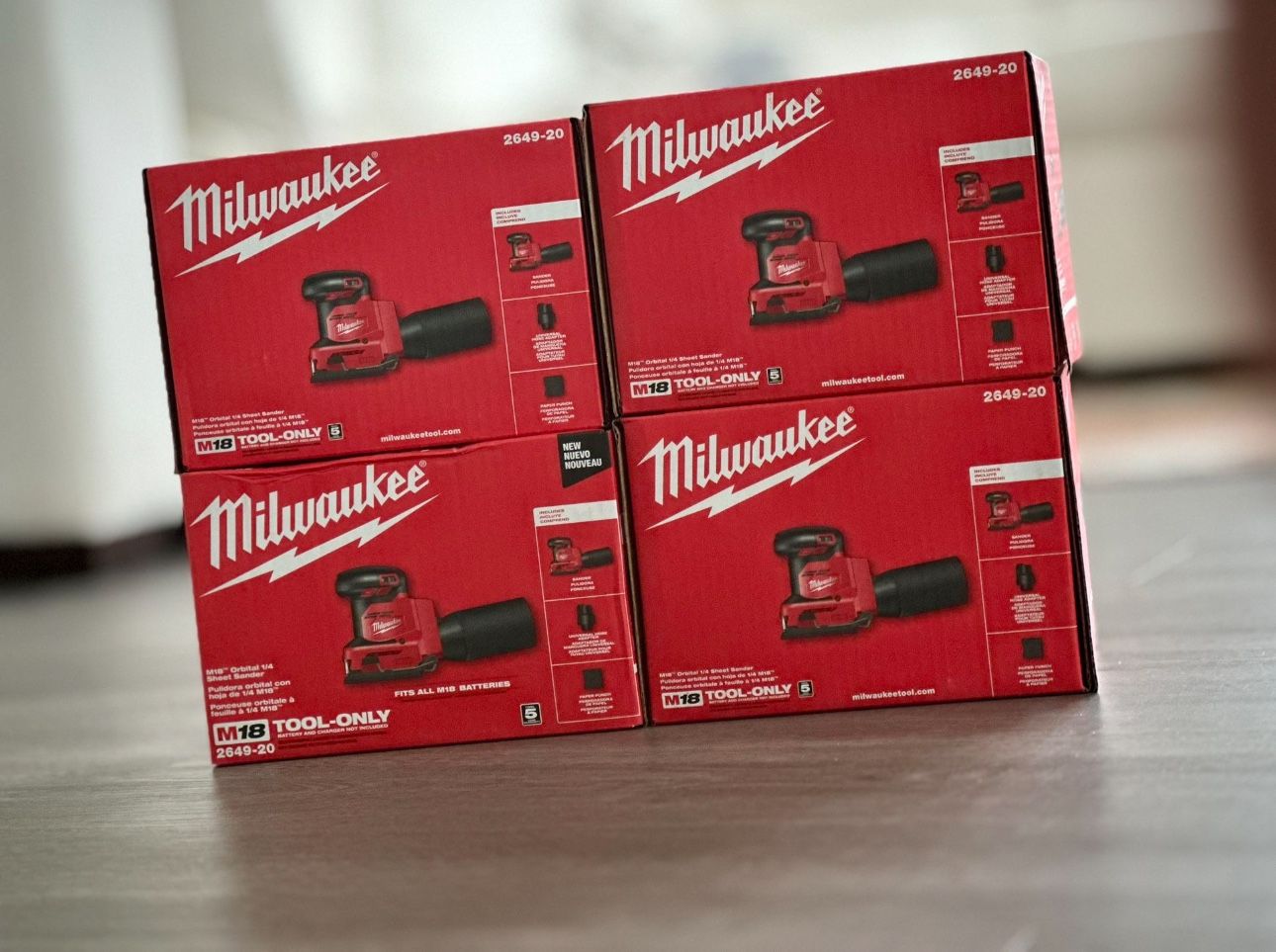 Milwaukee M18 Sheet Sander (2649-20)