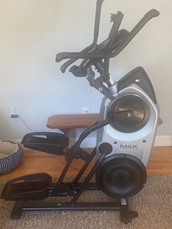 2025 Bowflex M6 Max Trainer Elliptical Excellent Condition Low Usage - Manchester-by-the-Sea, MA