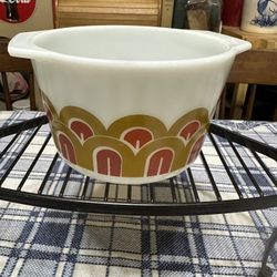 Vintage Pyrex Designs Straight Sided Mixing Bowl