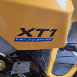 Cub Cadet Riding Lawn Mower LT 46