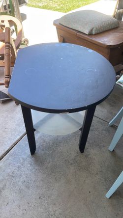 Free side table