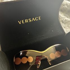 Sunglasses 