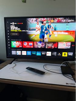 VIZIO 32 inch 4K TV