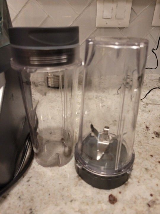 Ninja Professional Blender With 2 Nutri Ninja Smoothie Cups