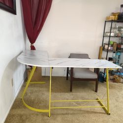 58" L-Shaped Desk 