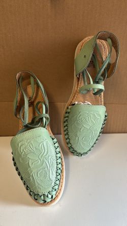 Leather Sandals, Closed Toe, Lace-Up Huarache