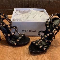 Wild Diva lounge Heels Size 7 NEW 