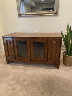 TV Stand/Entertainment Unit