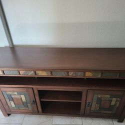Rooms To Go TV stand 